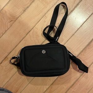 Crossbody Camera Bag 2L Black
